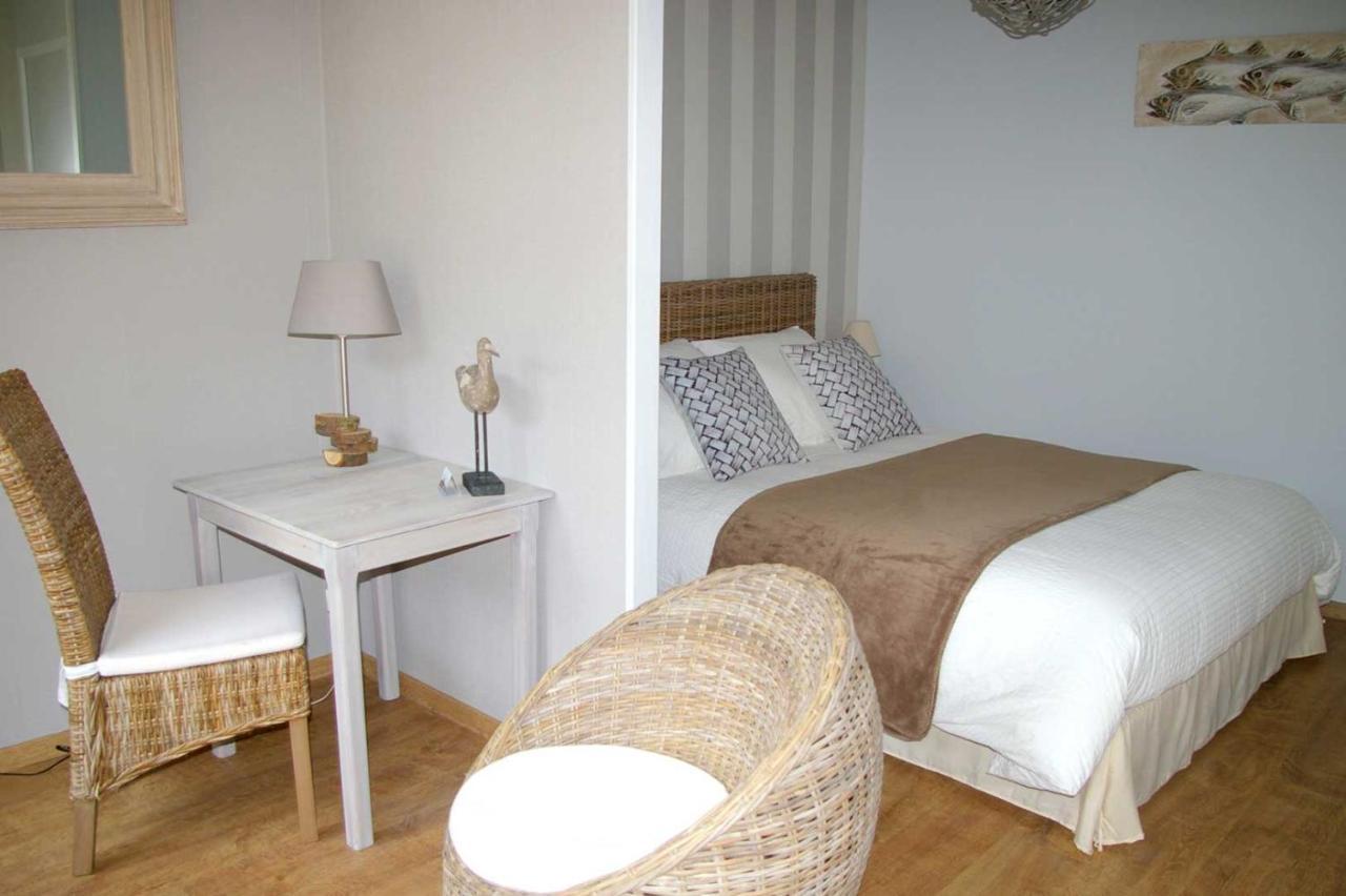 Bed and Breakfast Le Colombier Bretagne Louannec Exterior foto